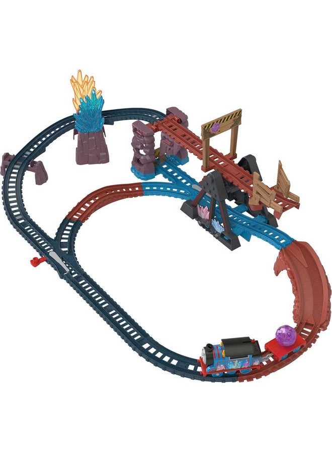 THOMAS & FRIENDS مجموعة قطار توماس وأصدقائه الكهربائية - مغامرة الكهوف الكريستالية مع توماس، جسر متأرجح و 8 أقدام من المسار للأطفال في سن ما قبل المدرسة من عمر 3 سنوات فما فوق - Image 1