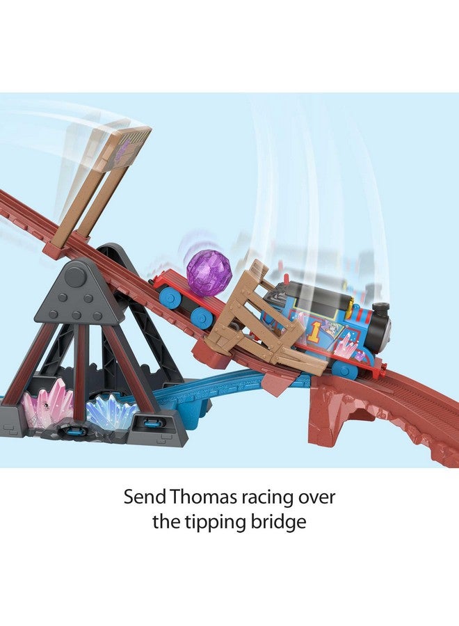 THOMAS & FRIENDS مجموعة قطار توماس وأصدقائه الكهربائية - مغامرة الكهوف الكريستالية مع توماس، جسر متأرجح و 8 أقدام من المسار للأطفال في سن ما قبل المدرسة من عمر 3 سنوات فما فوق - Image 5