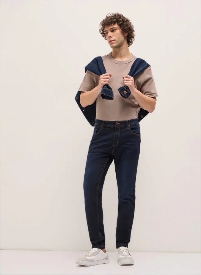 THE BEAR HOUSE  Men's Dark Blue with Light Fade Mid-Rise Slim Fit Jeans Classic Comfort With Modern Style, Perfect For Everyday Casual Looks And Effortless Streetwear Vibes for Men | Best Price UAE