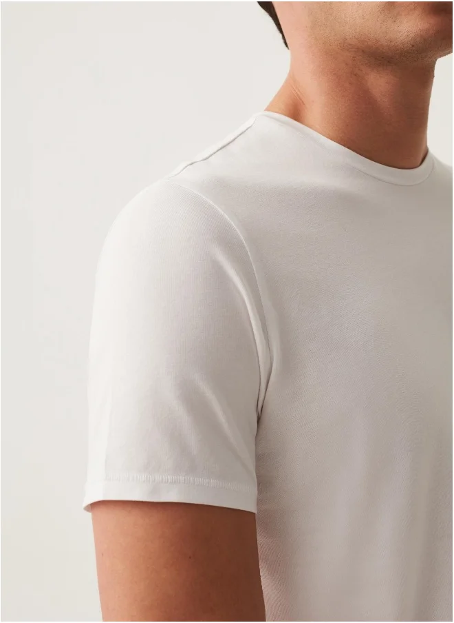او في اس Stretch jersey T-shirt with round neck