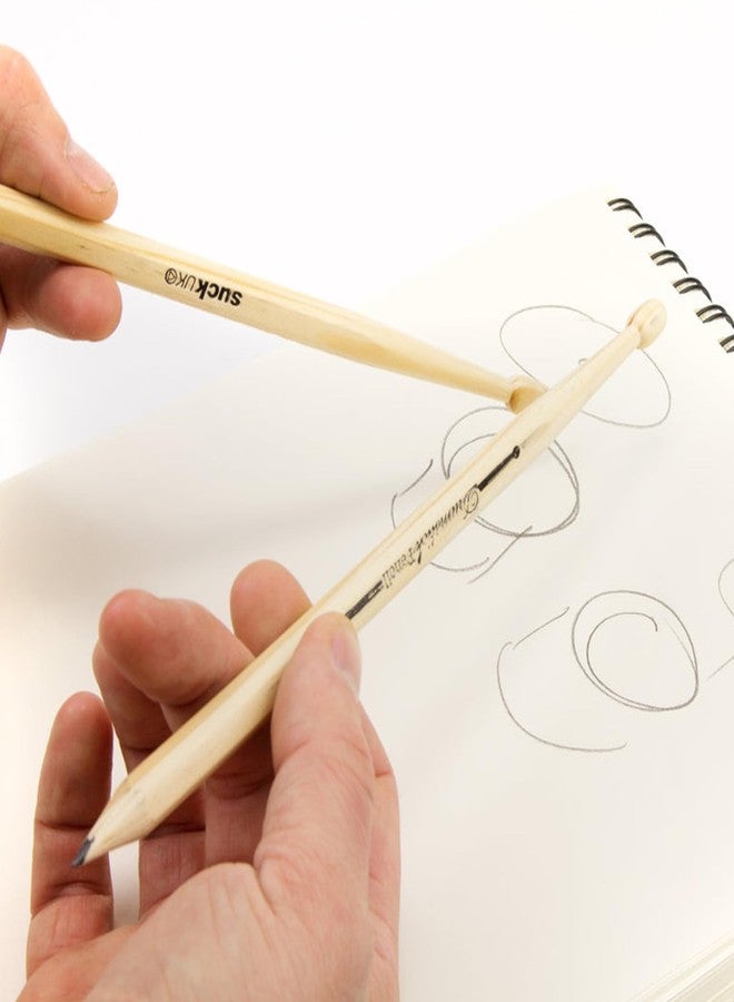 صك UK أقلام رصاص على شكل عصا طبل من Suck UK - هدايا مميزة لعشاق الطبول من الرجال ومحبي الموسيقى - قلم رصاص خشبي على شكل عصا طبل للرسم - أدوات مكتبية ومدرسية فريدة - أقلام رصاص رائعة على شكل طقم طبول - طقم من قلمين أسودين - Image 3