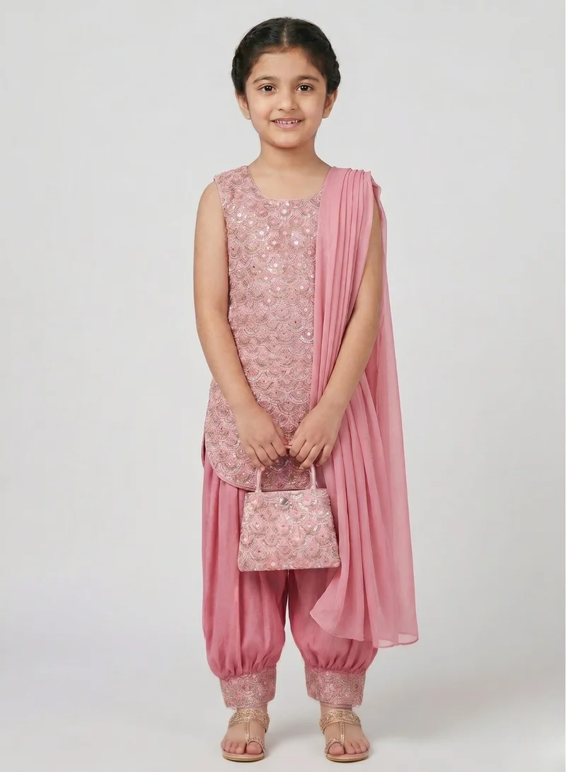 babyqlo Girls Peach Embroidered Ethnic Kurta Set