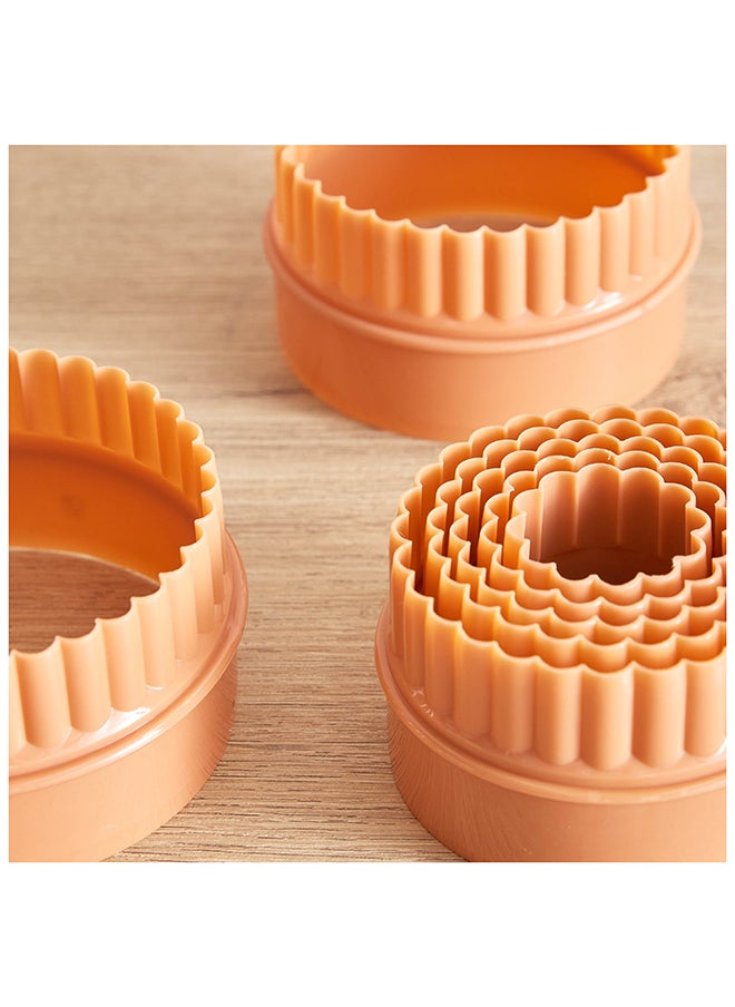 Avon 7-Piece Nylon Cookie Cutter Set 9.5 x 5 x 9.5 cm