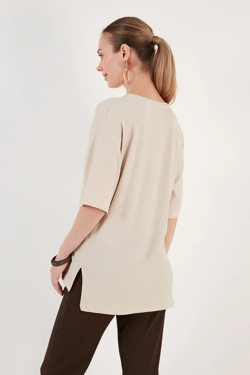 ليلا Crew Neck Slit Detailed Wrinkled Fabric Blouse Women's Blouse 5865365
