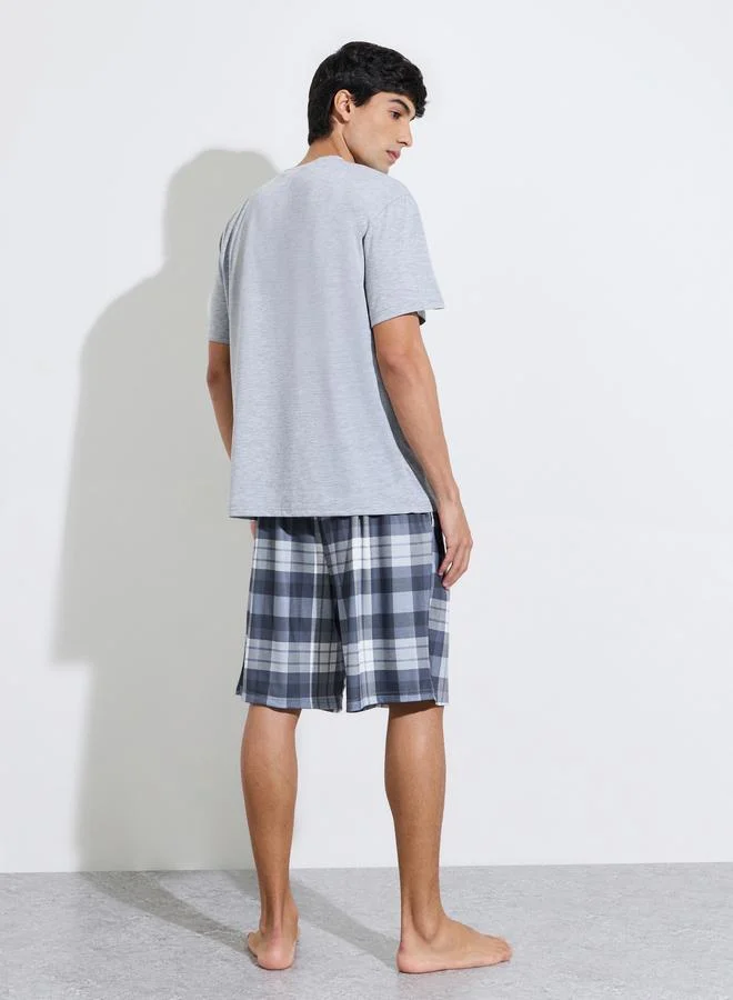 Styli  Multi-Color Checked Pocket T-Shirt and Checked Shorts Pyjama Set for Men | Best Price UAE