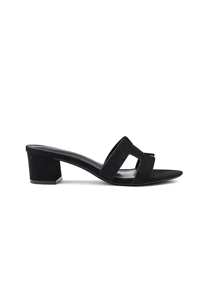 أيقون Casual Stylish slipper with contrasting color combination.