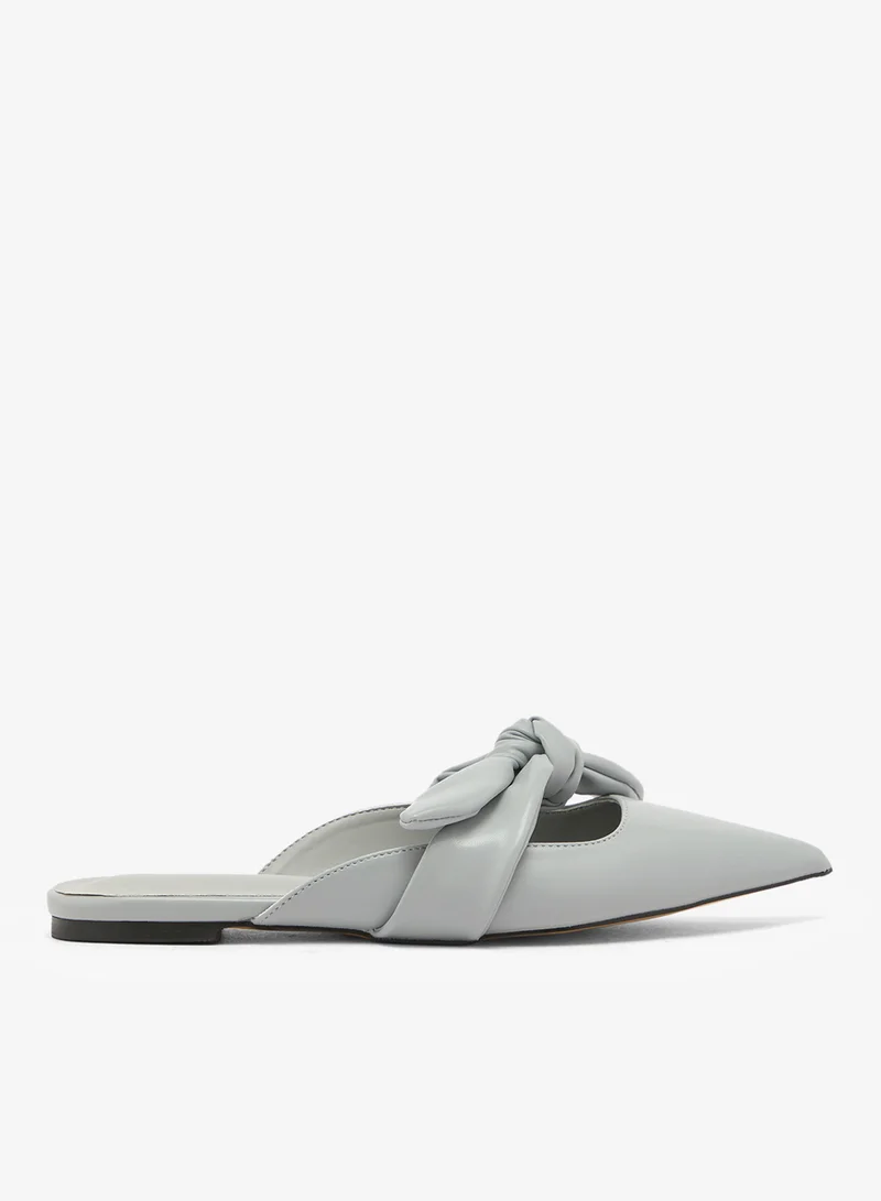 جينجر Open Back Bow Detail Flat Pumps