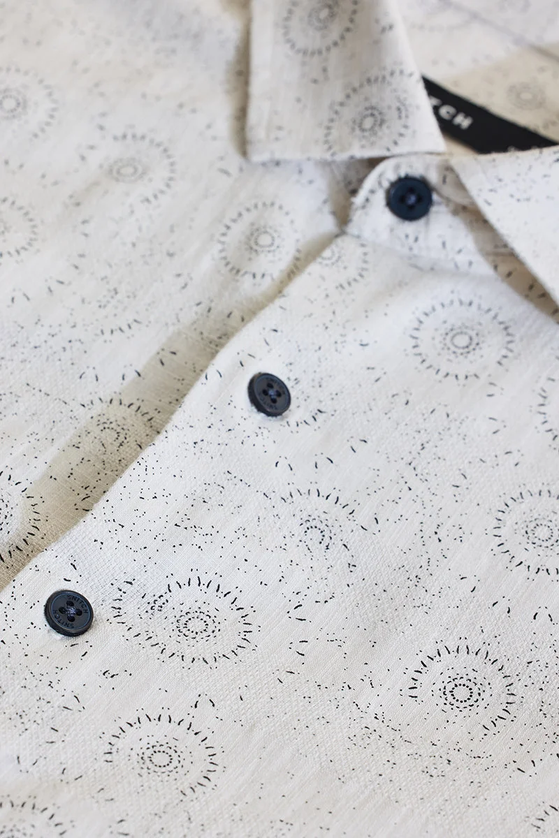 سنيتش Cream Geometric Long Sleeve Regular Fit Casual Shirt