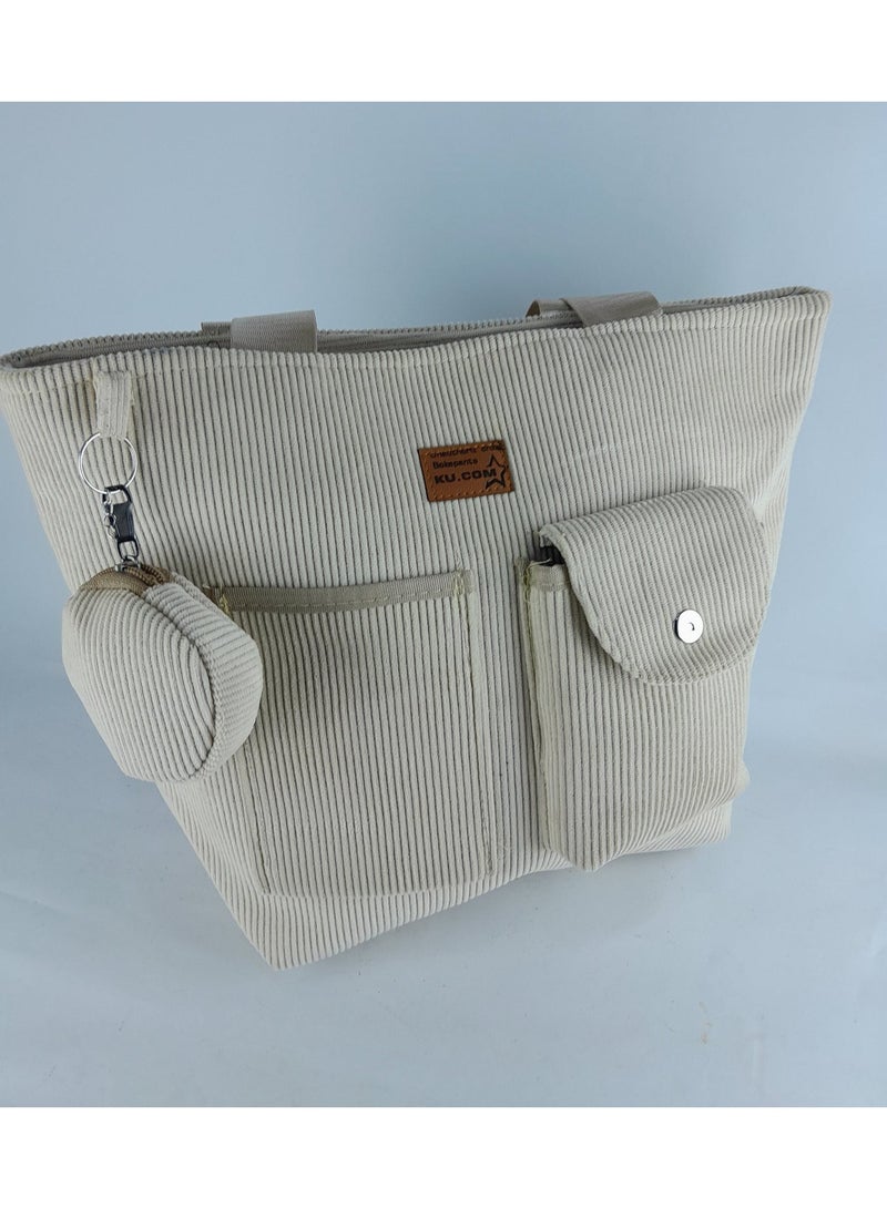 Beige women's handbag that fits all your belongings - Image 3