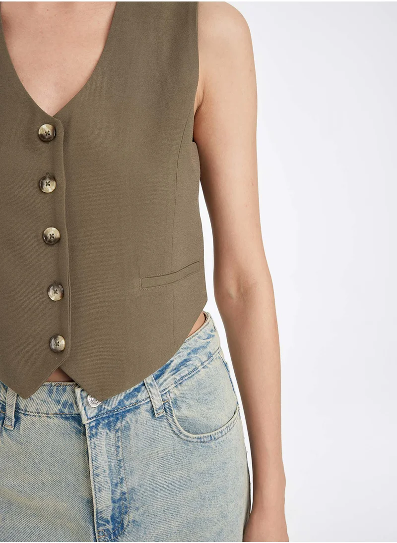 DeFacto Regular Fit V-Neck Buttoned Blazer Vest