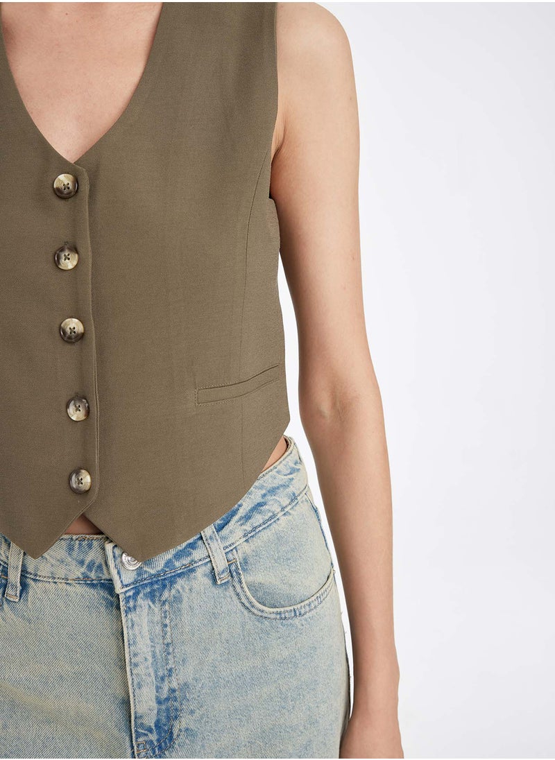DeFacto Regular Fit V-Neck Buttoned Blazer Vest  - Image 3