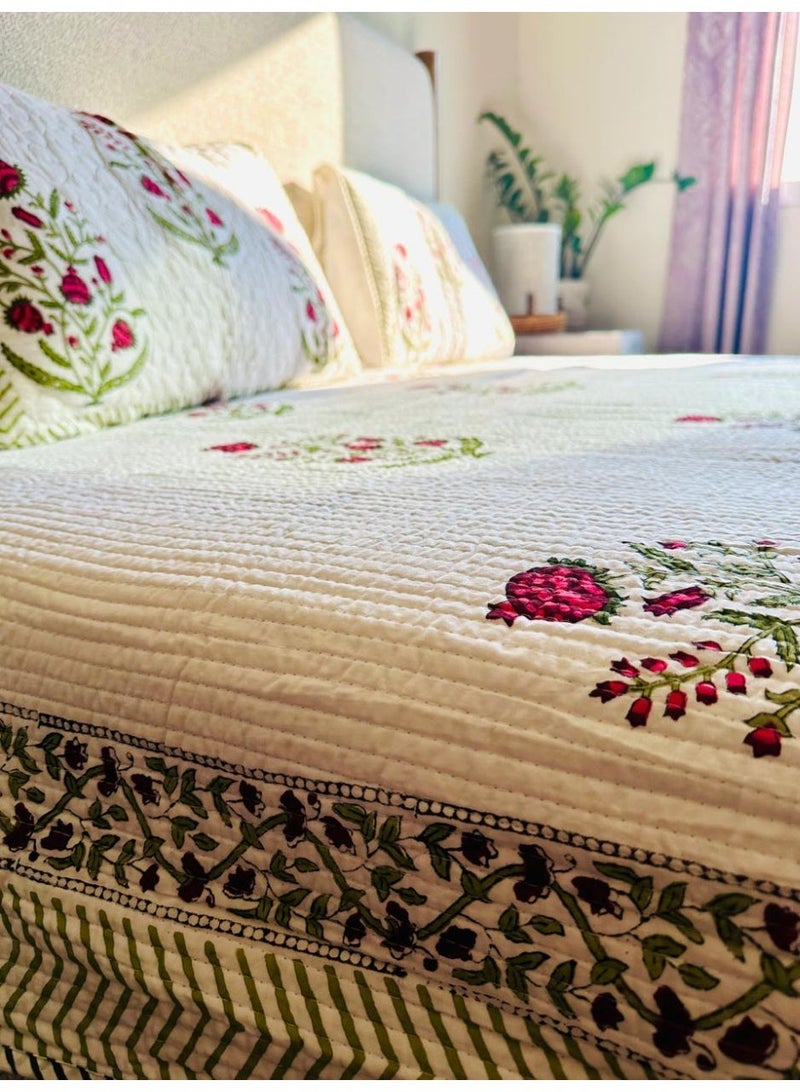 THT King Size Handblock Quilted 3 PC Bedding Set (229x275 CM). Pure Mulmul Cotton, reversible design. Includes 1 Bedcover & 2 Pillowcases - Image 2
