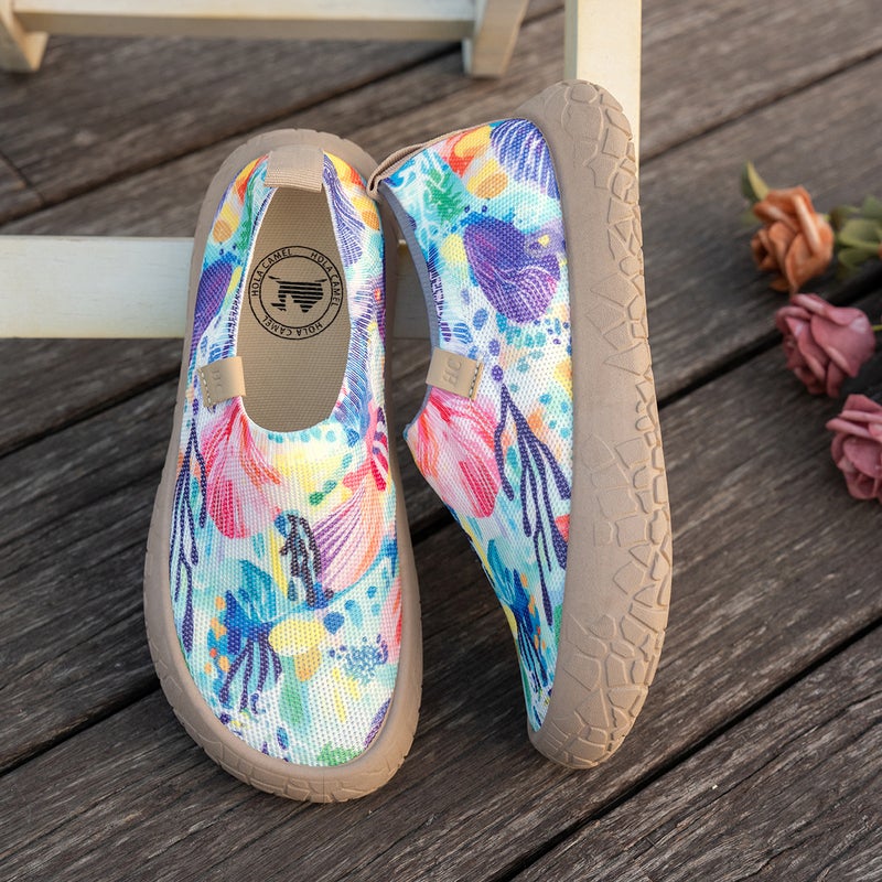 Women's Breathable Casual Slip-on Sneakers - Image 1