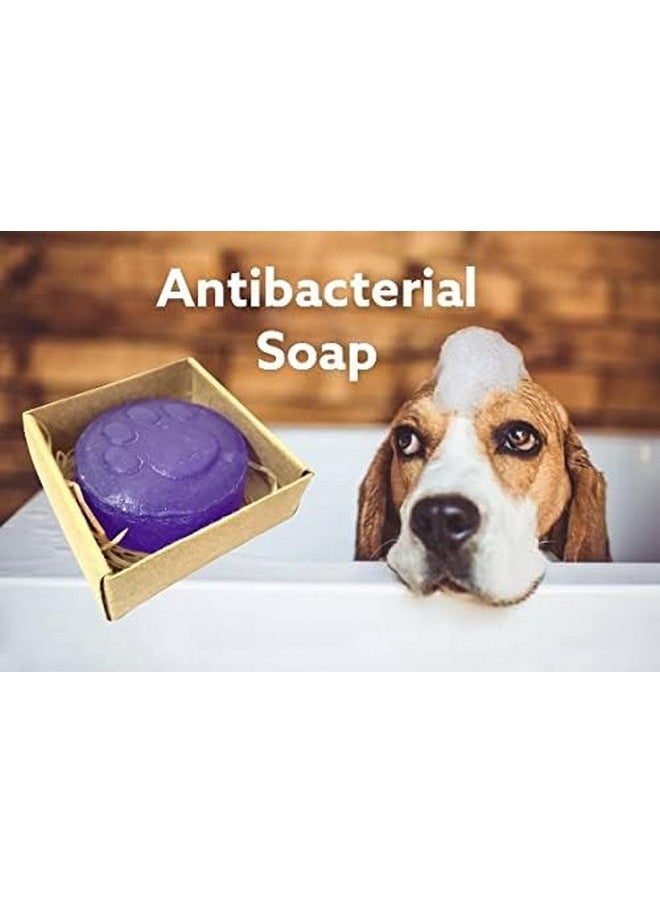 بت صابون كلاب عضوي مضاد للبكتيريا ومفتح للفراء من Pet Needs - بخلاصة زيت اللافندر وخشب الأرز (عبوة من قطعتين)  - Image 5