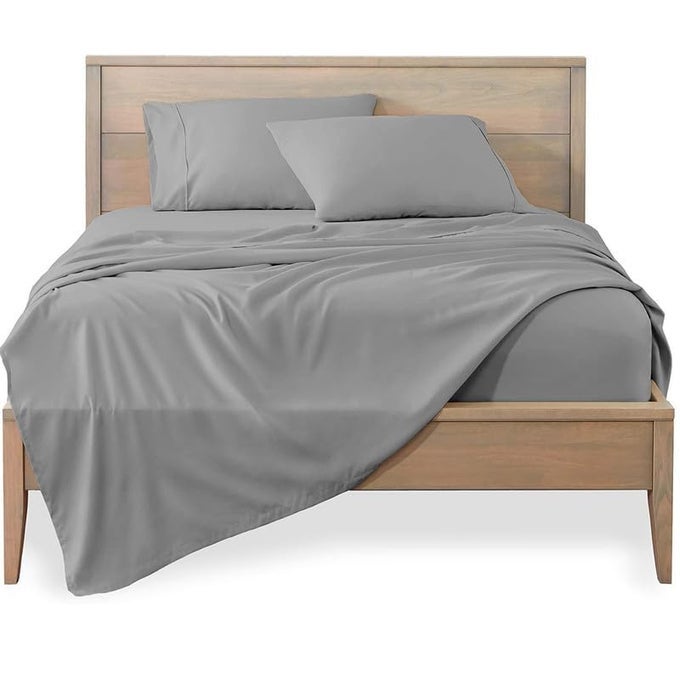 SUPER KING PLAIN SATEEN 600 TC 100 COTTON SUPER KING SIZE 108 X 108 INCH BEDSHEET WITH 18 X 28 INCH 2 PILLOW COVERS SUPER KING SIZE LIGHT GREY SOLID