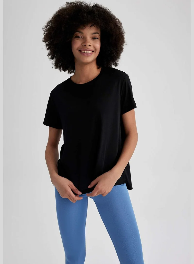 ديفاكتو Woman Crew Neck Knitted Short Sleeve T-Shirt