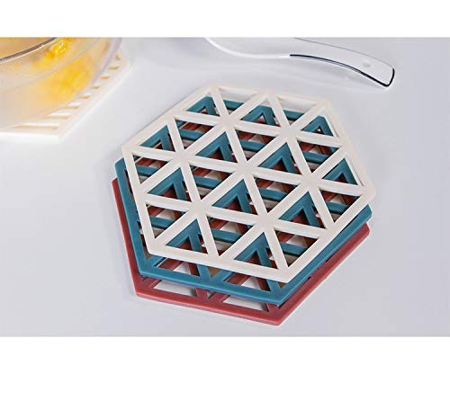 SIYANSHU Silicone Trivet Mats and Hot Pads 3 Pcs 6.33 5.5 in Hexagon Heat Resistant Multifuntion Kitchen Tool for Bowl Mats, Dish Mats, Placemats, and Drink Coasters (Pack of-3, Black-Triangle) - Image 3