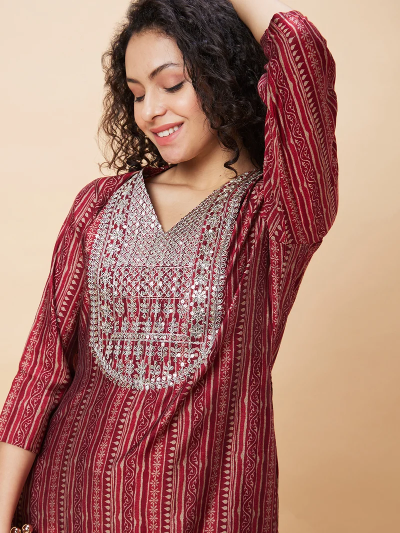 globus Women Ethnic Motifs Printed Sequinned Kurta