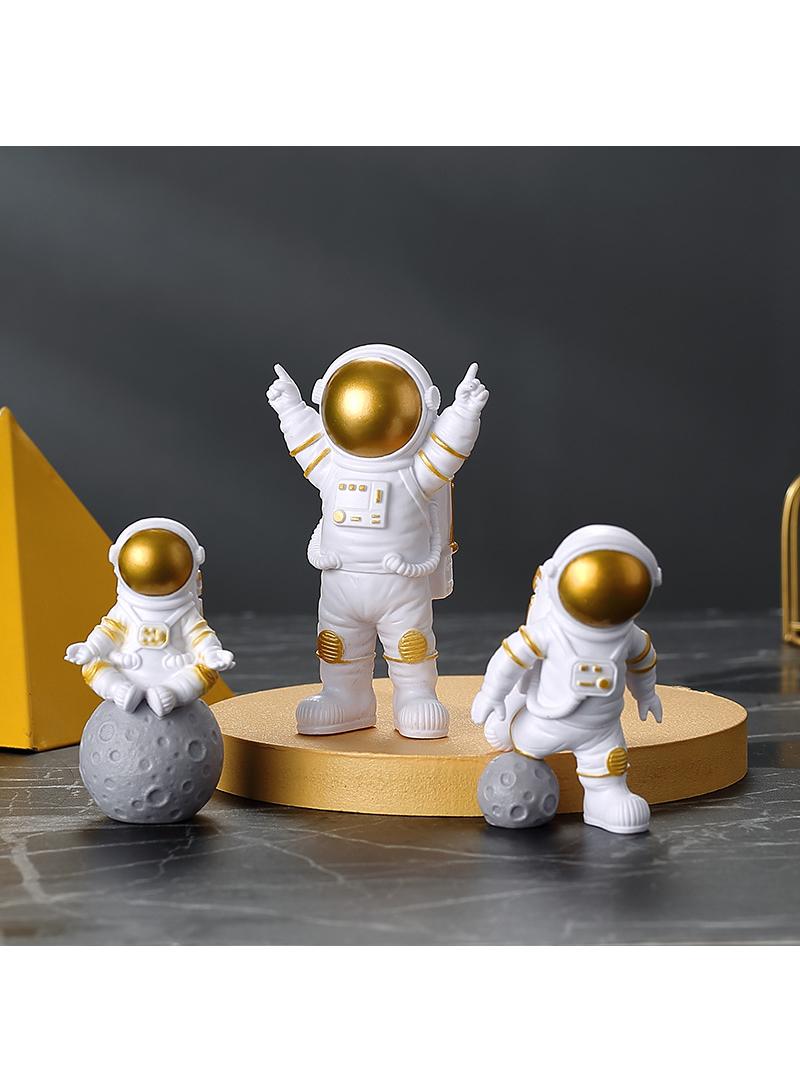 Bluejw 4-Piece Astronaut Figurine Statue Set Astronaut Figure Sculpture For Desktop And Tabletop Decor Resin Spaceman Planet Desk Ornament For Outer Space Themed Bedroom Decor Cake Toppers Decoration Model Set - Image 5