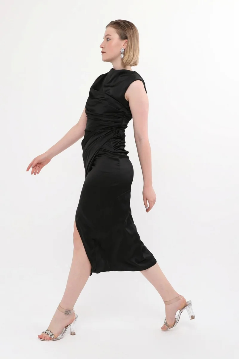 Kutas Fashion Draped Collar Satin Evening Dress