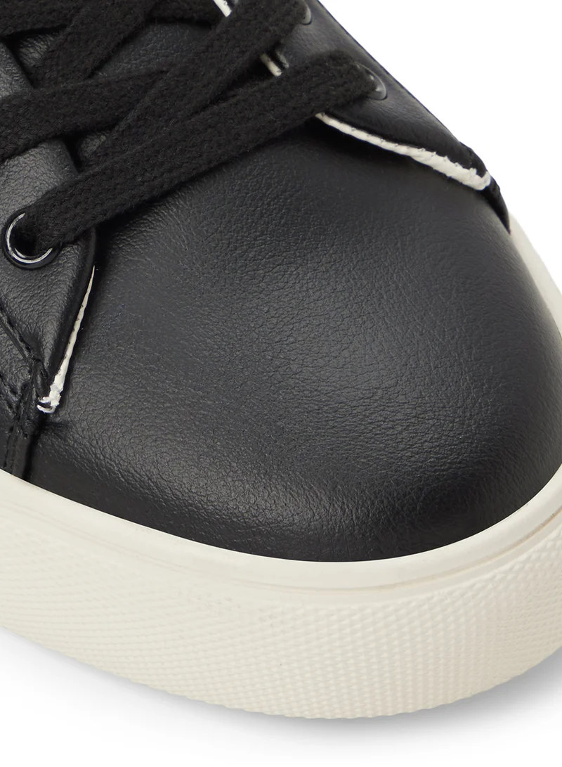 كول ات سبرنج Casual Low Top Sneakers