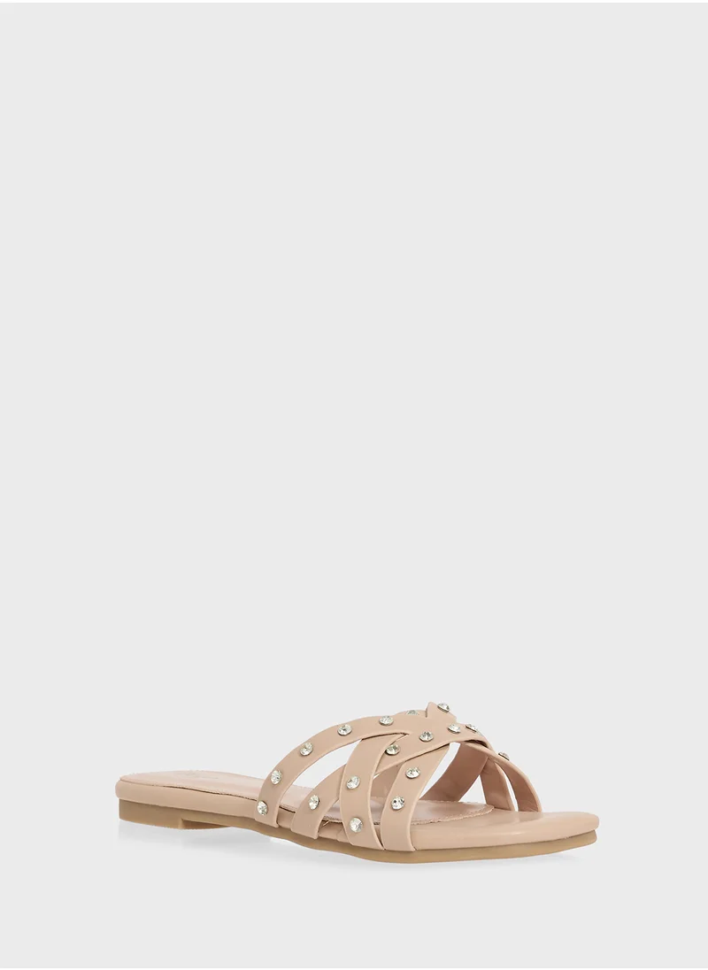 جينجر Studded Flat Sandal