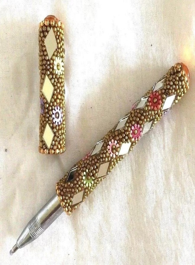 MDS CREATION قلم MDS CREATION المصنوع يدوياً على الطراز الراجستاني، يمكن استخدام هذا القلم كهدية ليوم المعلم، أو للاستخدام المكتبي، أو كمنظم للمكتب (أصفر). - Image 4