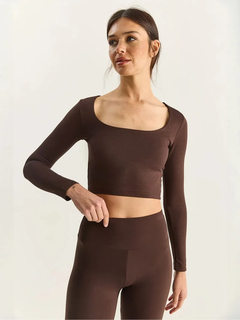 بيانكو لوتشي LUCCI Basic Crop Top