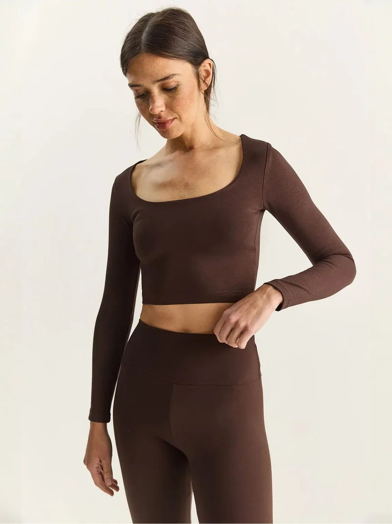 بيانكو لوتشي LUCCI Basic Crop Top