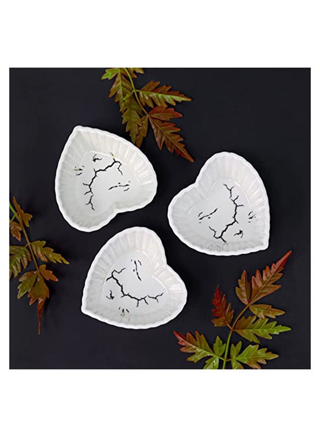 AKDC Ceramic Snack Dish Set of 3 Pieces Whiteware Crème Ramekins Dishes Oven Safe Porcelains Souffle Dish For Baking Soup Bowls Onion Pudding Custard Cups Desserts Jam Dips Sauces (Heart Shape)  - Image 5