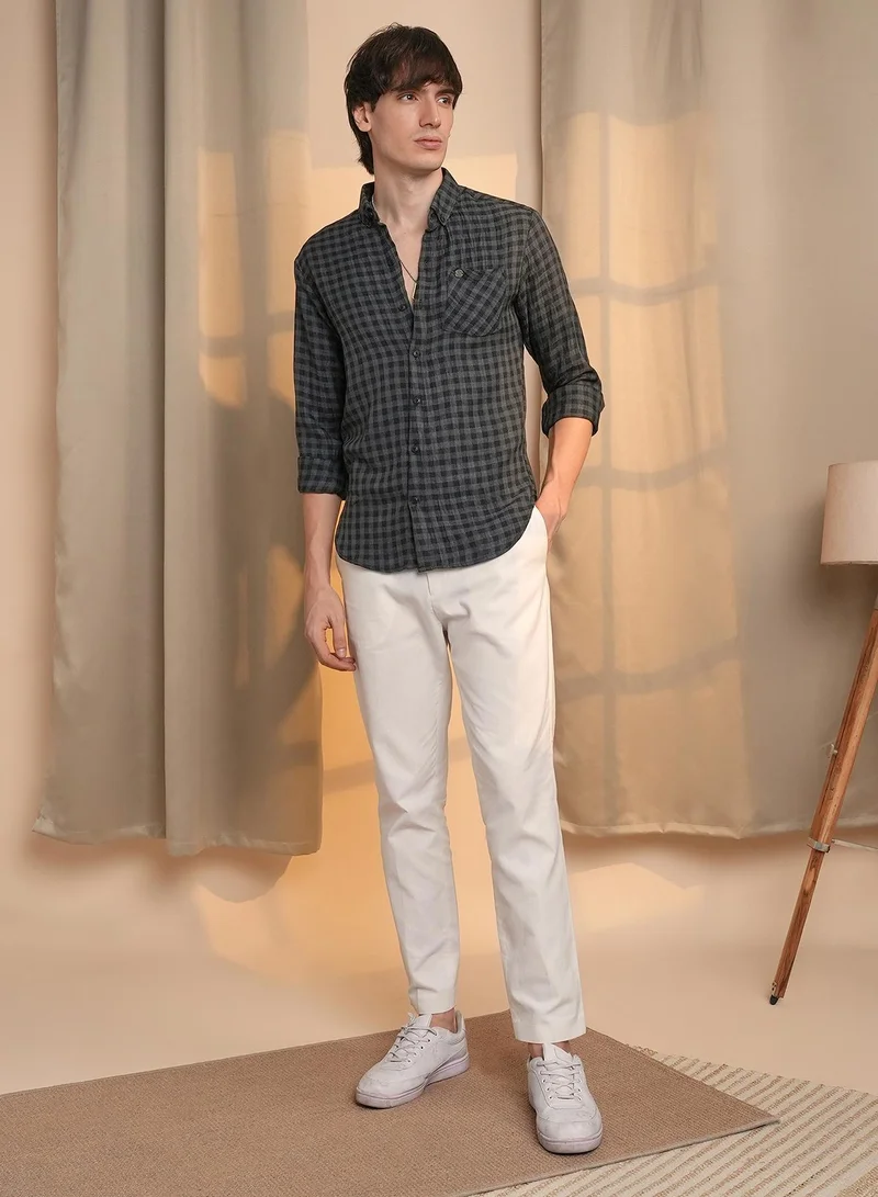 Campus Sutra Men's Charcoal Grey Gingham Shirt