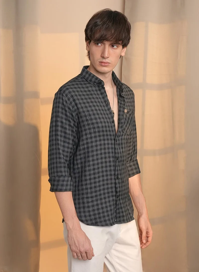 Campus Sutra Men's Charcoal Grey Gingham Shirt