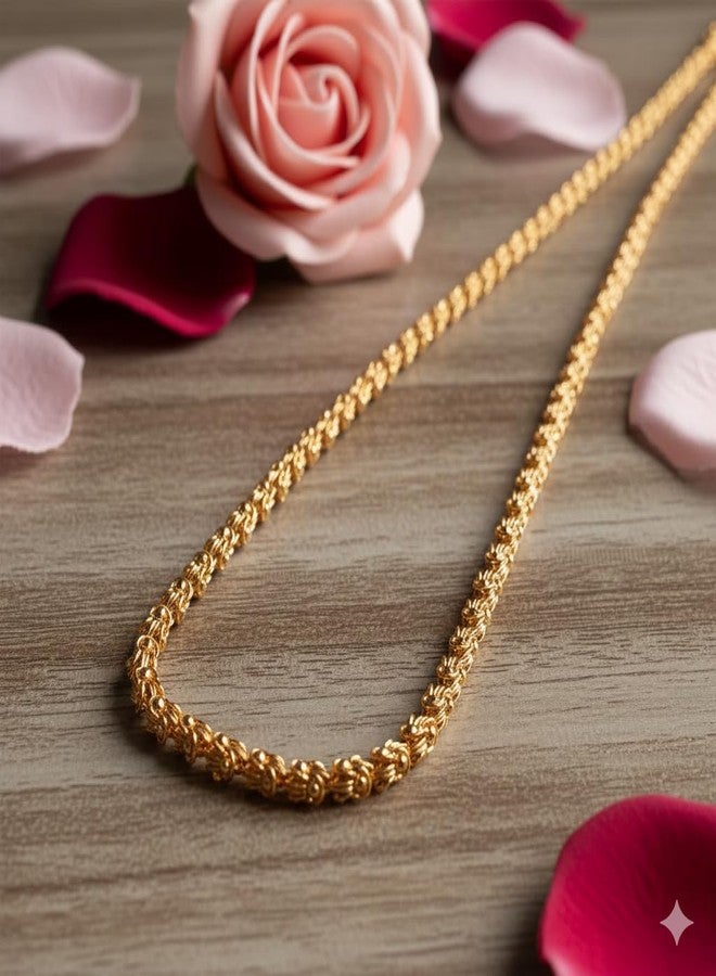 قلادة بورمالا تقليدية مطلية بالذهب من AAIKU، مصنوعة من خرز بيضاوي مصقول بدقة، بطول 30 بوصة، مناسبة للنساء والفتيات. لونها ذهبي. - Image 5