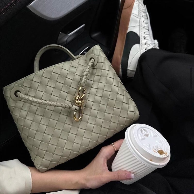 New Leather Handmade Woven Bag Cowhide Handbag Armpit Shoulder Messenger Bag Price - Image 4