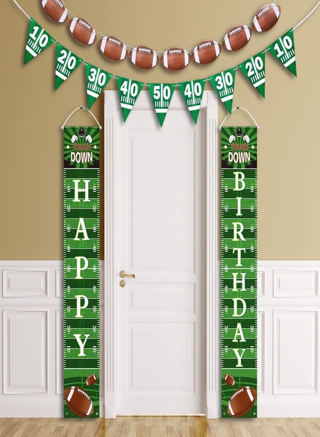 باتيير مجموعة باتيير المكونة من 3 قطع لتزيين حفلات أعياد الميلاد بطابع كرة القدم، تتضمن لافتة مدخل مزينة بأعلام مثلثة الشكل، وإكليل ورقي، ولوازم رياضية لمحبي كرة القدم، وديكورات لحفلات ما قبل المباريات. - Image 1