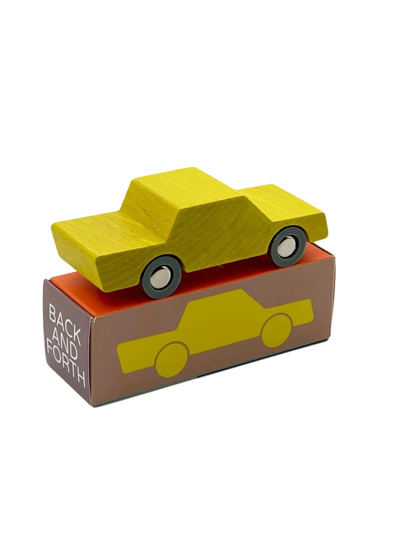 طريقة اللعب Back and Forth car Yellow