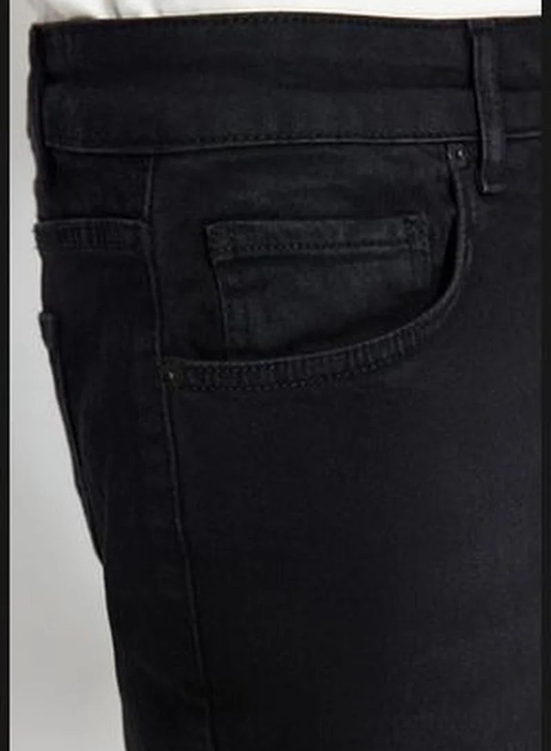 trendyol Men's Black Regular Fit Jeans Denim Trousers.