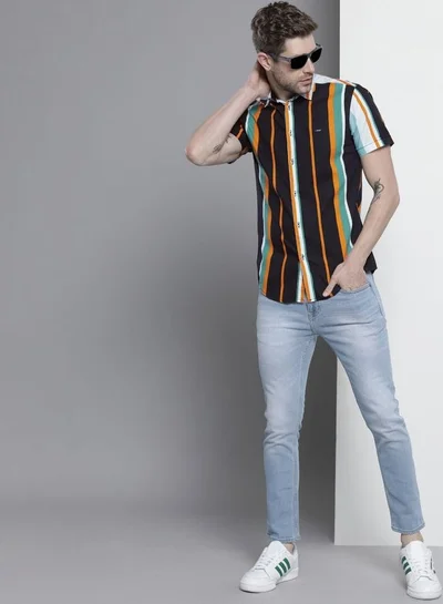 The Indian Garage Co Men Slim Fit Striped Half Sleeves Spread Collar Resort Wear Shirt