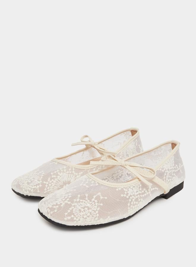 Styli Lace Slip-On Flat Ballerina - Image 2
