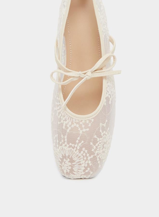 Styli Lace Slip-On Flat Ballerina - Image 5