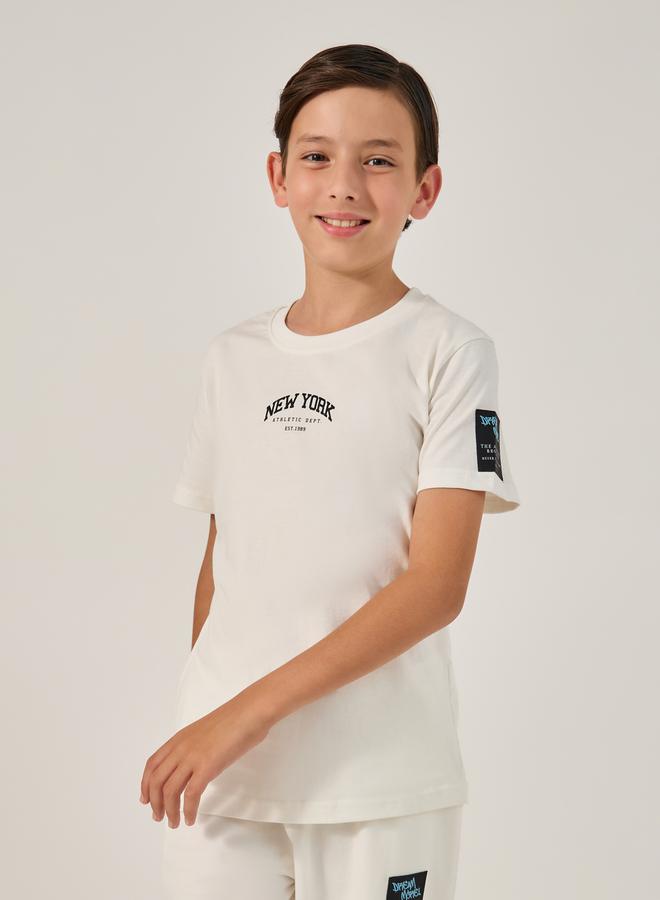 Styli Slogan Print Round Neck T-Shirt and Joggers Set - Image 3