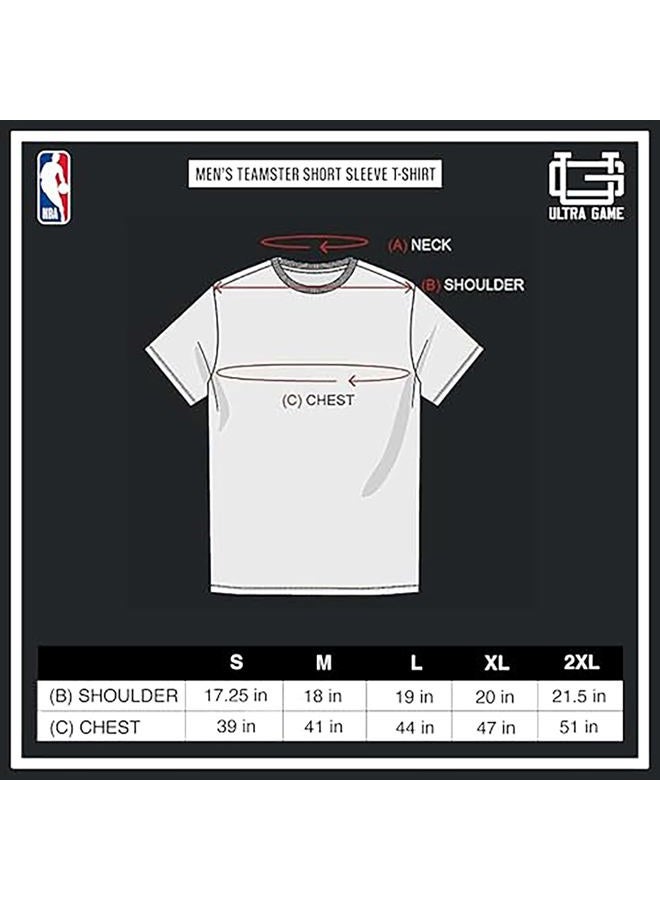 Ultra Game تي شيرت قصير الأكمام للرجال من فريق NBA القياسي، لون الفريق - Image 4