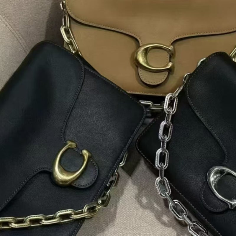 حقيبة يد نسائية مربعة من كوجيا عالية الجودة جديدة دي آي واي تابى 26 بسلسلة مشبك على شكل حرف C بحمالة كتف واحدة وحقيبة كروس بودي - Image 1