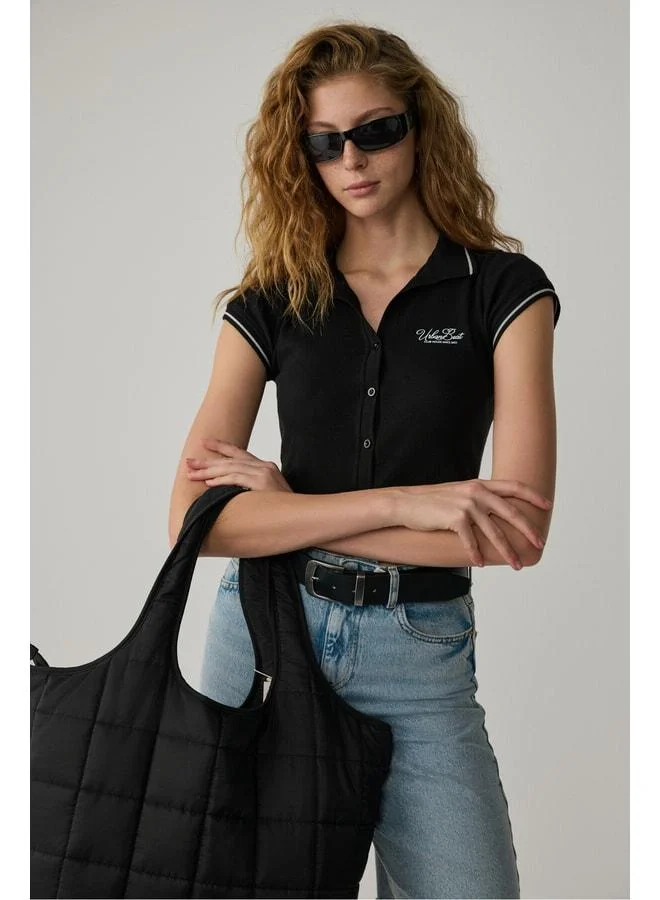 URBAN BEAT Kaela Women's Knit Polo Collar Buttoned Short Sleeve Black T-Shirt with Print Details.