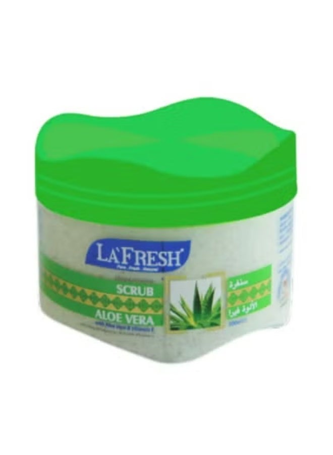 LA FRESH Deep Exfliating Scrub With Aloe Vera & Vitamin E 300ml