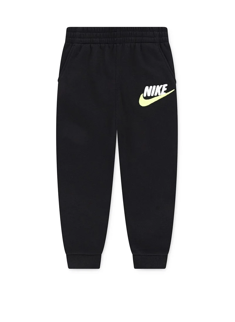 Nike Club Chenille Jogger Pants