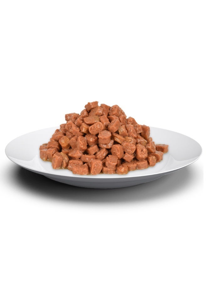 جانغل طعام القطط الرطب من Jungle Adult Pouch مع قطع لحم البقر في المرق - 4 أكياس، حجم كل كيس 100 غرام - Image 3