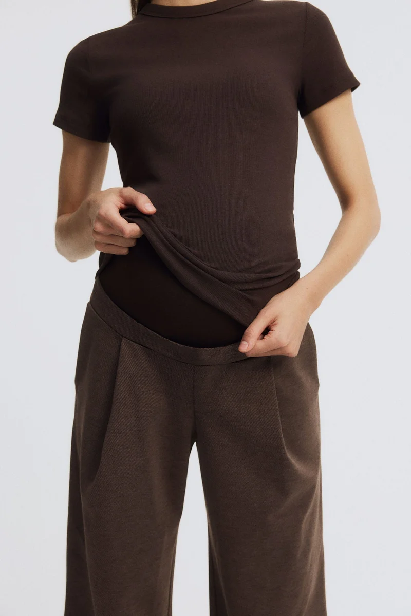 اتش اند ام بنطلون واسع من تشكيلة ماما