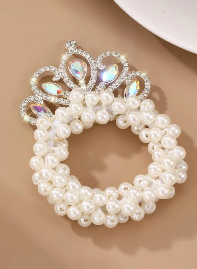 تايك تو ربطة شعر مزينة بتاج لؤلؤ