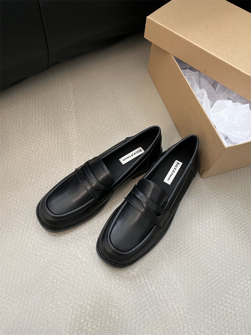 2026 Spring New Korean Style British Style Loafers French Retro Low Heel Single Shoes Women'S Deep Mouth Shoes Small Leather Shoes - Image 1
